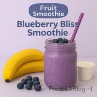 Blueberry Bliss Smoothie 4 Bleuberry smoothie met banaan en blauwe bessen in een glas