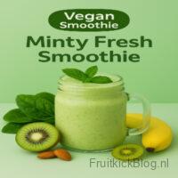 Minty Fresh Smoothie 3 Groene Minty Fresh Smoothie in een glas, met kiwi’s en limoenen ernaast, op een felgroene achtergrond.