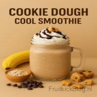 Cookie Dough Cool Smoothie 3 Cookie Dough Cool Smoothie – dessert smoothie met koekjesdeeg smaak en fruitige twist.