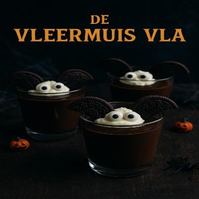 De Vleermuis Vla - Halloween 7 De Vleermuis Vla – romige vla met chocoladesmaak en vleermuisversiering, ideaal voor Halloween.