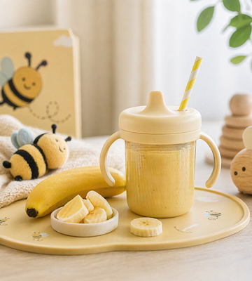 De Baby Bee Smoothie is een zonnige, zachte smoothie met banaan en mango. Perfect afgestemd op baby’s en peuters: mild, romig